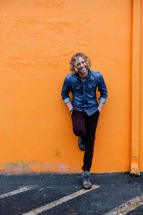 News — Casey James