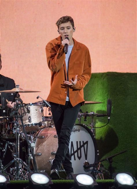 Celebrity Sightings In Los Angeles - February 06,... - your daily dose