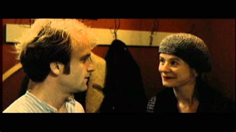 Рассекая волны / Breaking the Waves (1996) [Официальный трейлер 1080p ...