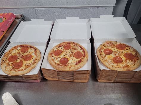 Amo pizzeria closure leaves local pizza fans searching for news 15