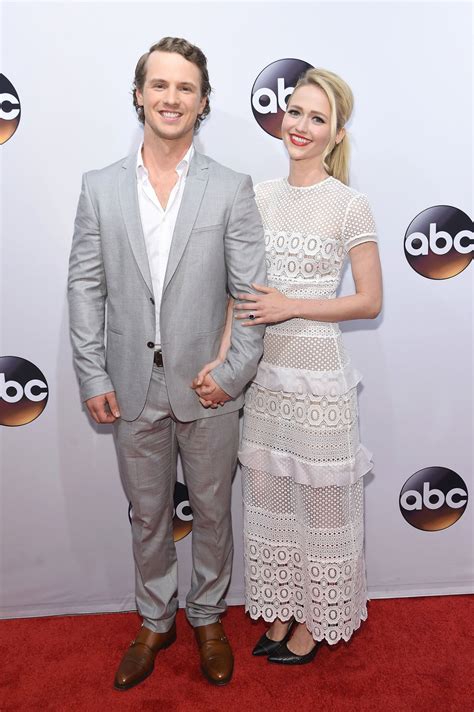 Engaged 'UnREAL' Costars Johanna Braddy and Freddie Stroma Make Red