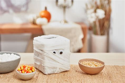 How to make a halloween feel box | ann's blog