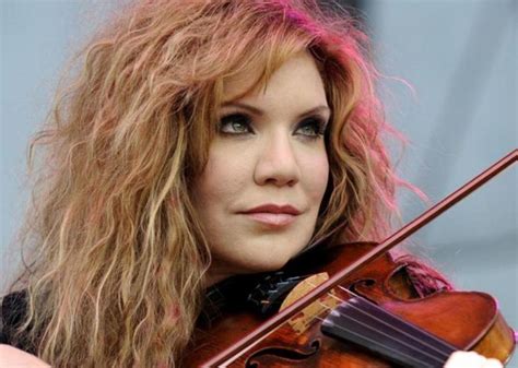 Alison Krauss - Bio, Net Worth, Salary Age, Height, Weight, Wiki