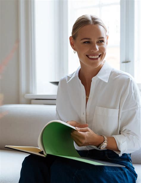 Pernille Blume – Unlock Your Style with FashionEssence!