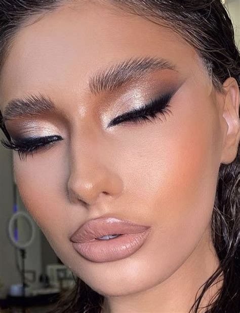 stunning evening makeup      occasion