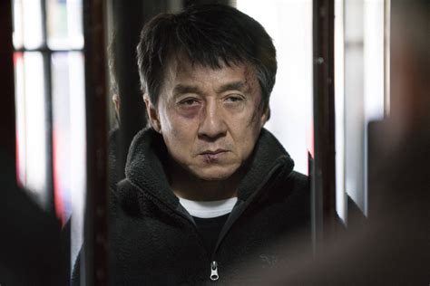 F5 - Celebridades - Jackie Chan revela em livro agressões ao filho
