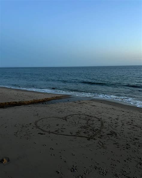 anna | long weekend | Instagram