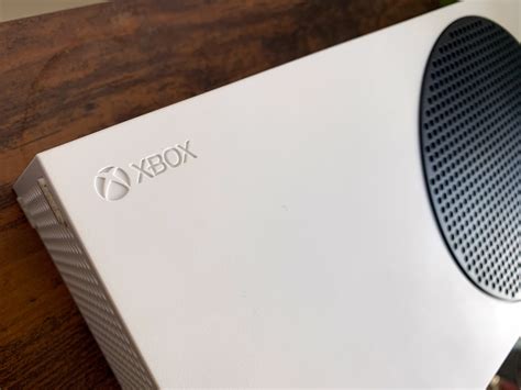 Обзор игровой консоли Microsoft Xbox Series S | DGL.RU - Цифровой мир ...