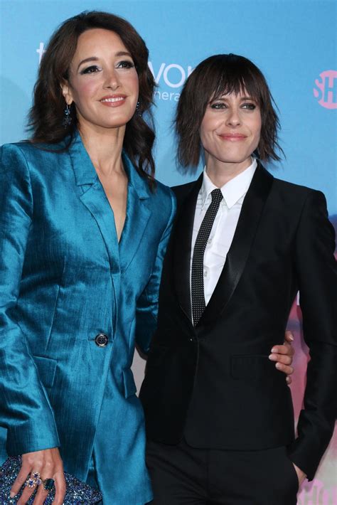 LOS ANGELES - DEC 2 Jennifer Beals, Katherine Moennig at the The L Word