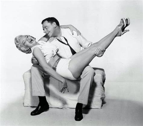 18 Interesting Vintage Photos of Marilyn Monroe and Tom Ewell in 'The ...