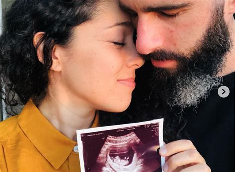 singer kina grannis  expecting  baby gma news