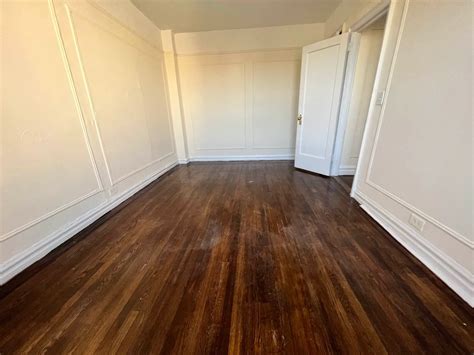 Residents are demanding better safety on pelham parkway bronx now 8