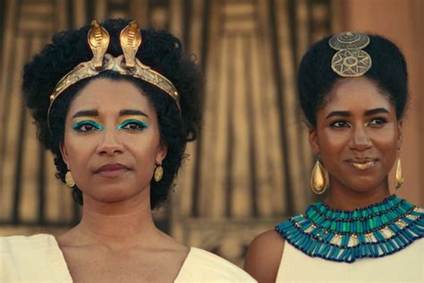 Historians clash over the influence of queen cleopatra selene 17