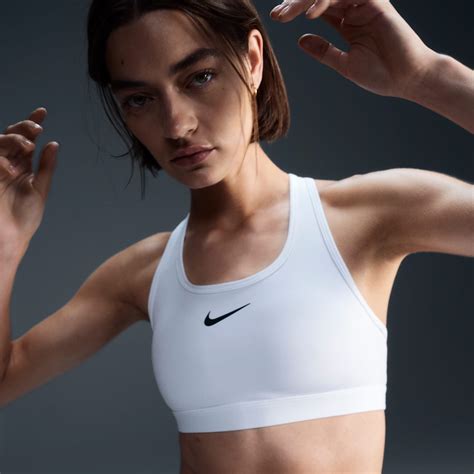 Style By Gabi Ruffels White Walking. Nike.com
