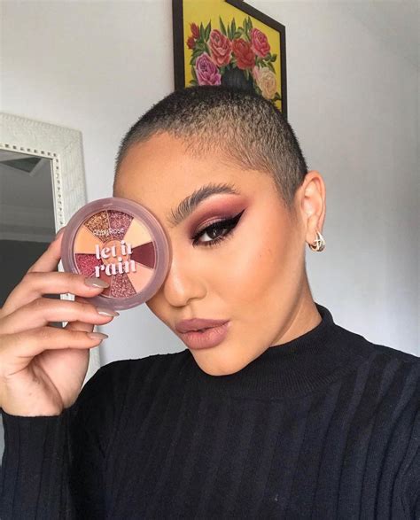 Dona Make Belém - Arrase com as novas paletas de sombra... | Facebook