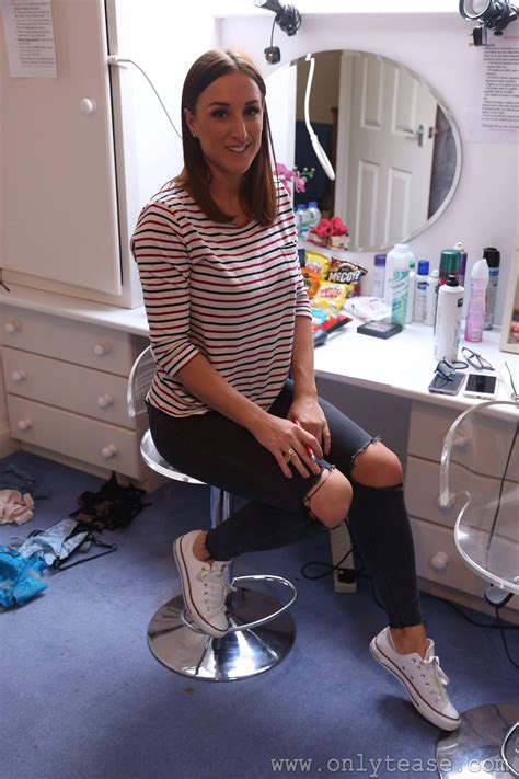 Stacey Poole behind the scenes : r/ModelsGoneMild