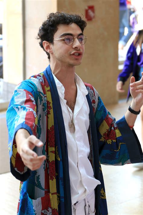 Students slam the NYU law application fee for being too expensive 6