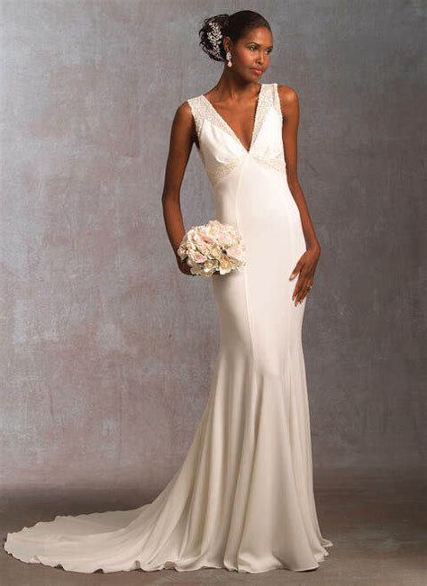 Use Wedding Gown Patterns To Design Your Own Wedding Dress