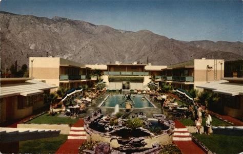 Hotel La Fonda Palm Springs, CA Postcard