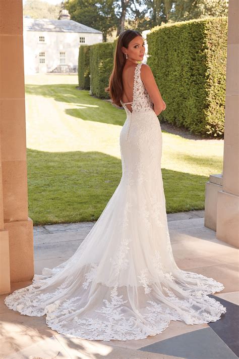 44337: Lace Fit and Flare Bridal Gown with Scalloped Train | Sincerity