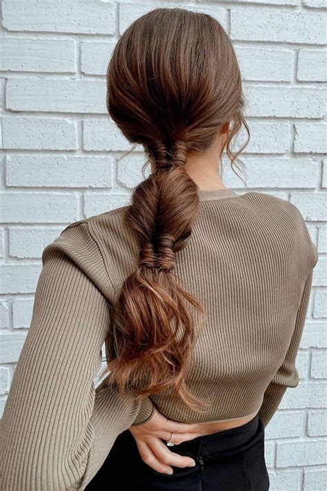 Unexpected ways to wear ponytail hairstyles for gala events 25