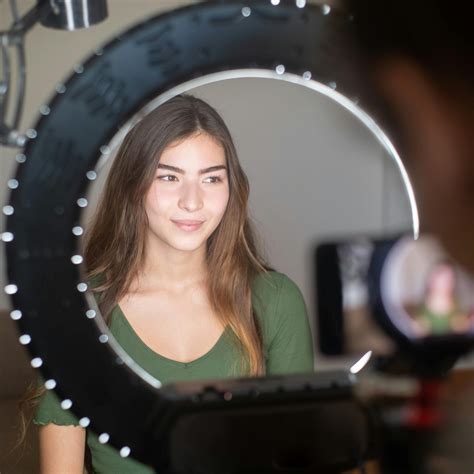 OnlyFans: The Unexpected Benefits - Truth or Fiction