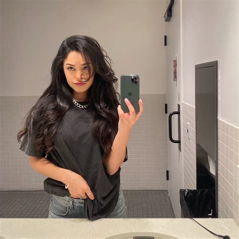 RAE on Twitter: "who’s the trashcan photobombing my pics🤨 https://t.co