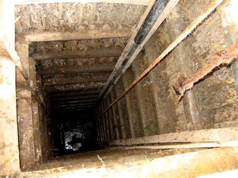 Ratnapura | Series 'Scariest mines and quarries' | OrangeSmile.com