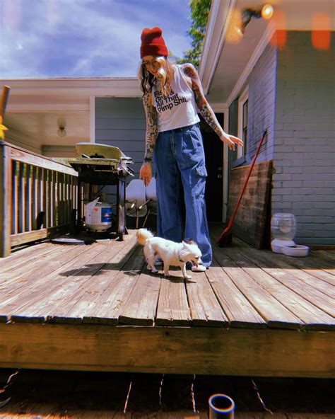 Nikki Foxx (@_nikki_foxx) • Instagram photos and videos