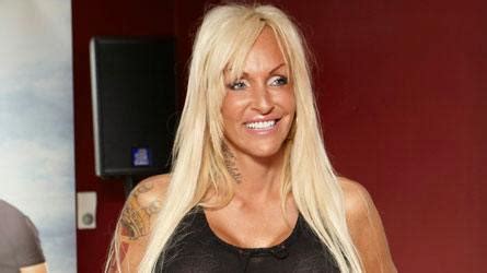 Linse igen under kniven - manglede fedt i ansigtet | BILLED-BLADET