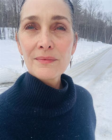 Carrie Anne Moss Porn