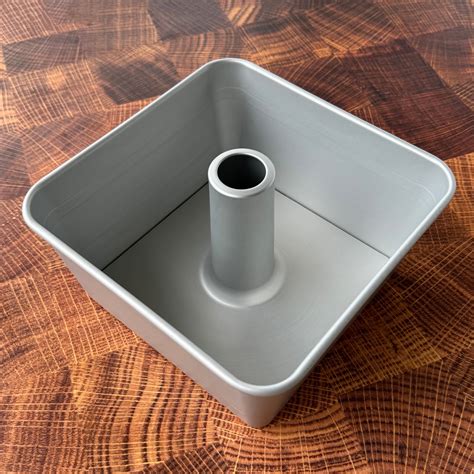 Square Tube Cake Pan – Old Country Kitchenware