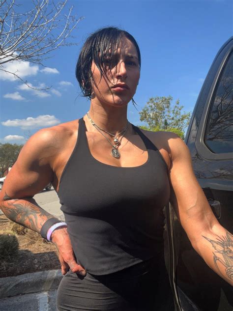 Damn Mami : r/MamiRheaRipley