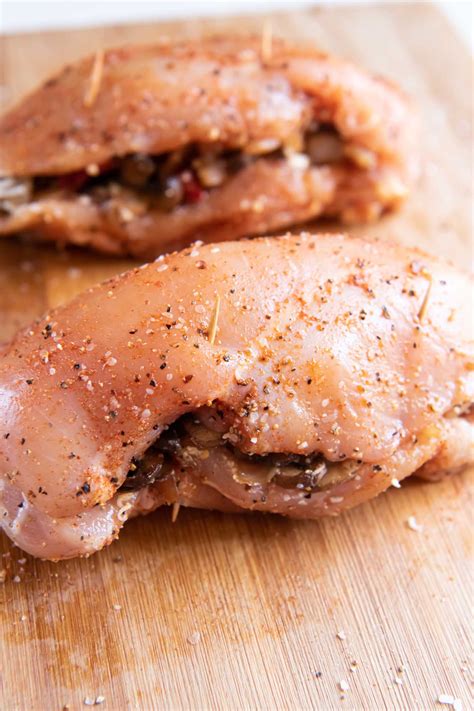 Stuffed Chicken Breast Recipe - Kristine's Kitchen