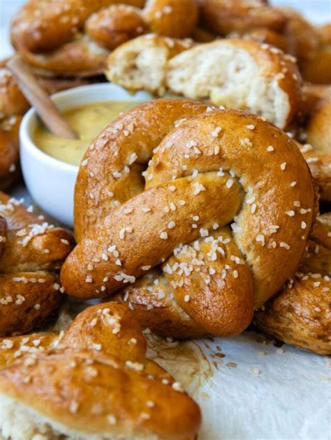 Easy Gluten-Free Pretzels Recipe - MamaGourmand
