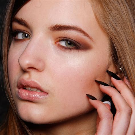 Uñas almendradas: las ideas más elegantes y minimalistas para estilizar