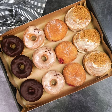 Classic Doughnut Selection - Twelve Pack - Crosstown