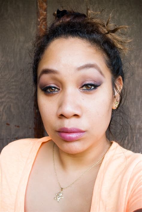 Urban Decay Naked 3 Palette - Review, Swatches and Photos