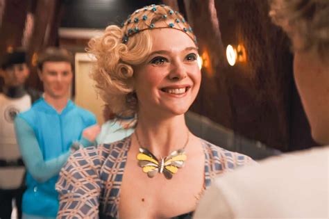 elle fanning teases selfies  effie trinket   hunger games