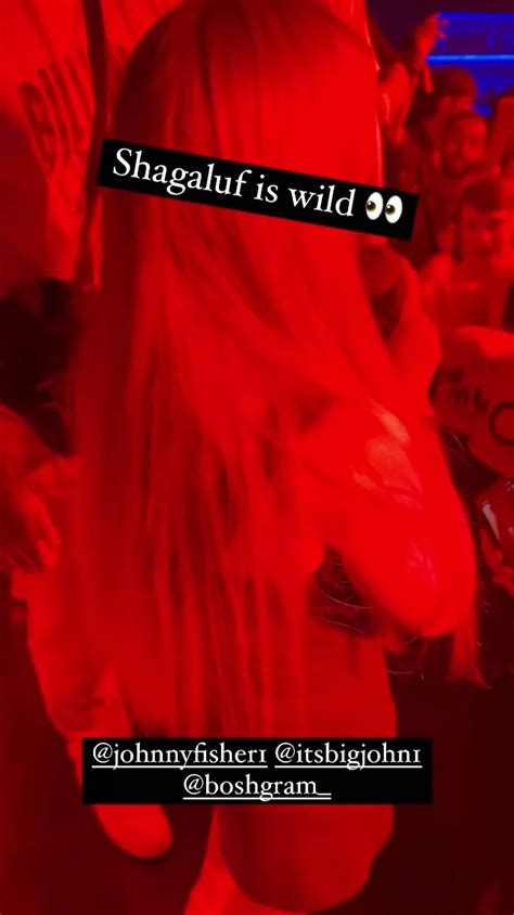 Elle Brooke says 'Sh*galuf is wild' as she's mobbed and jeered in club