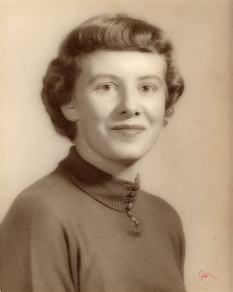 Fraker Funeral Home: Personalized Memorial and Burial Services 9