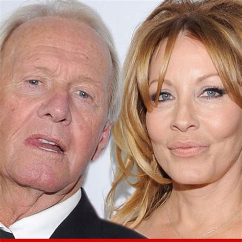 Crocodile Dundee Star Dead - Citas Adultos En Cataluna