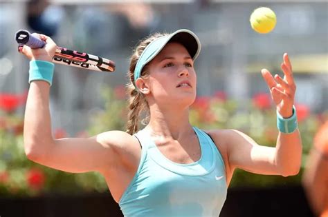 eugenie bouchard wanted  throw    totally smoked