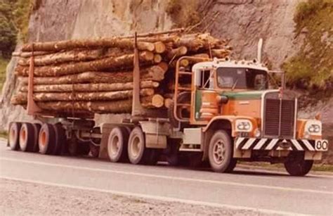 Pin by John Hurrell on Paint colour | Big rig trucks, Kenworth trucks ...