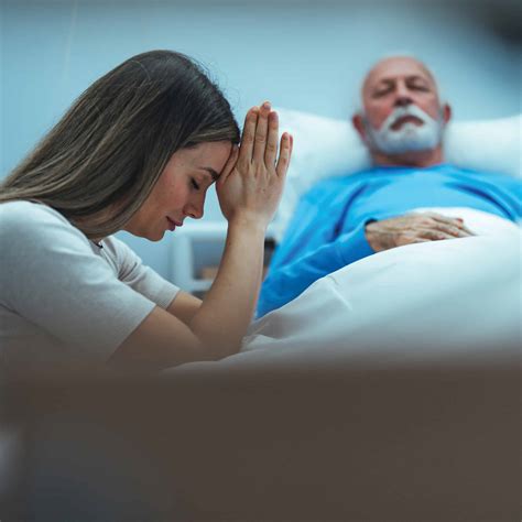 A Prayer Line that Brought Comfort Amid Loss - Crossroads Christian