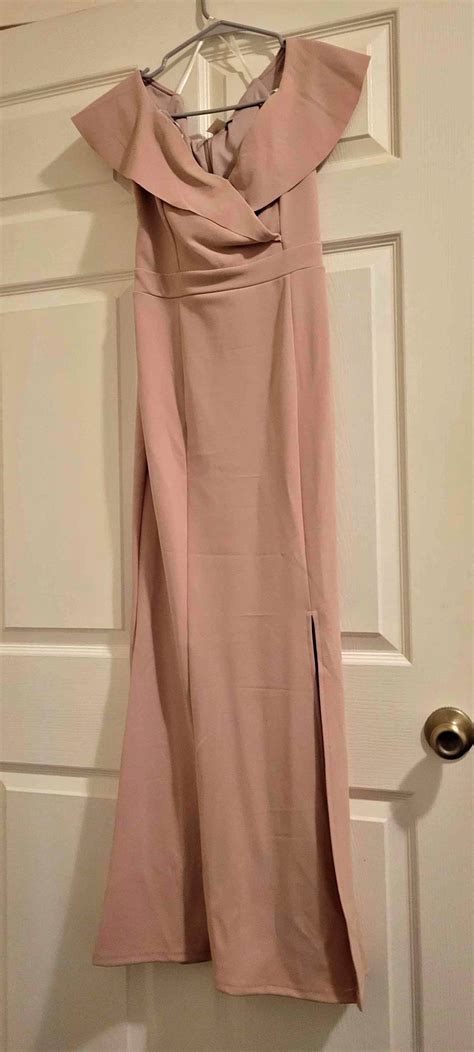 Hawaiian Dresses for sale in Milwaukee, Wisconsin | Facebook Marketplace