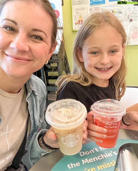 Actress Danielle Busby HD Instagram Photos and Wallpapers May 2024