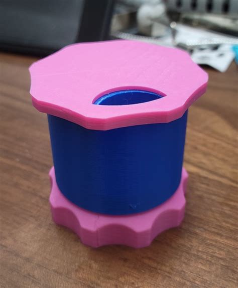 3D printed Accessible Pill Bottle・Cults