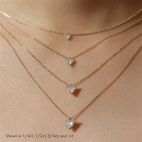 Solitaire Pendant Necklace | VRAI