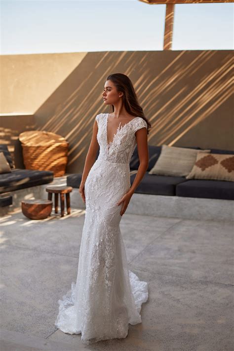 Luxury Bridal Gowns Toronto - Toujours Bridal